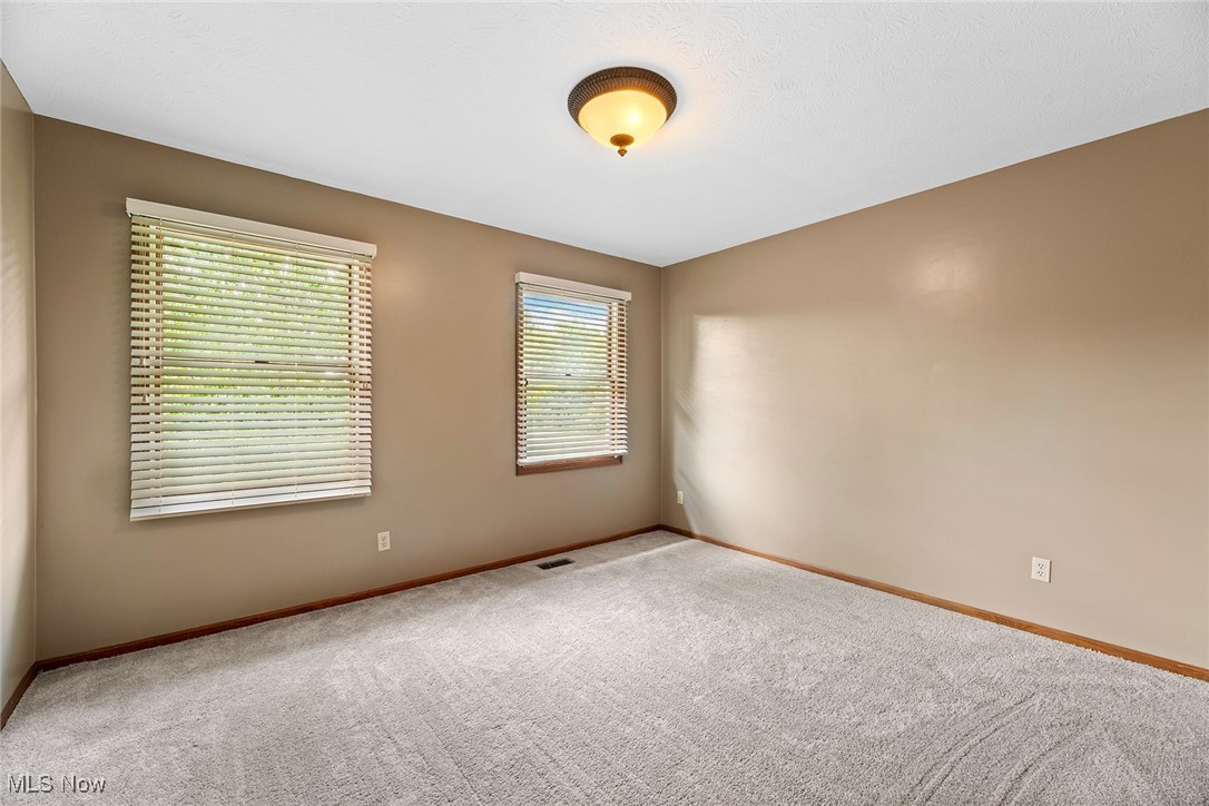 7686 Peck Road Ravenna OH 44266