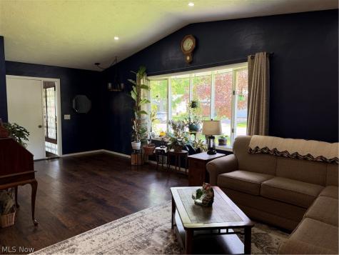 634 Georgetown Avenue Elyria OH 44035