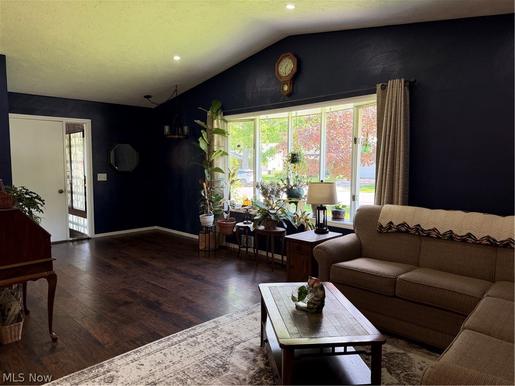 634 Georgetown Avenue Elyria OH 44035