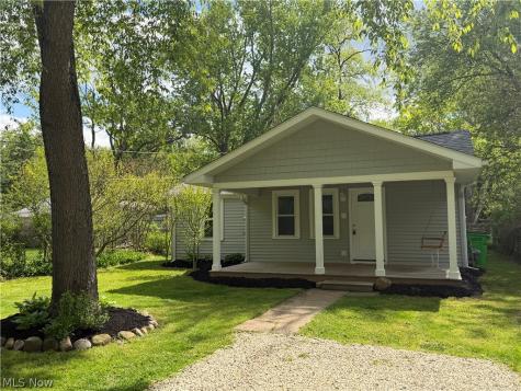230 Hunter Avenue Munroe Falls OH 44262