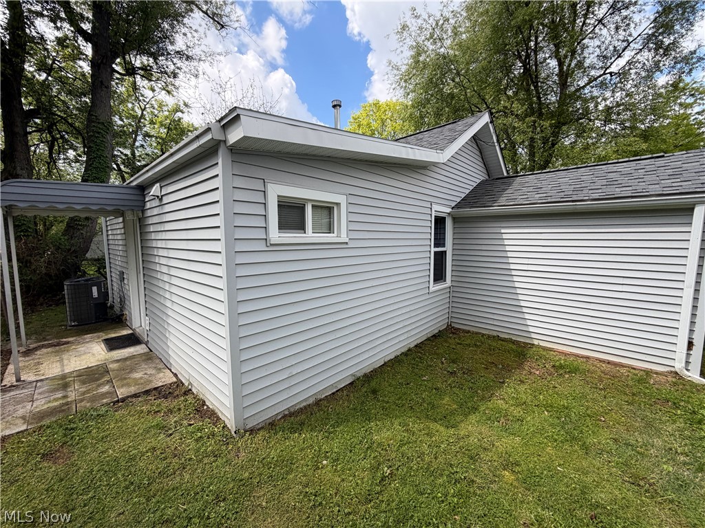 230 Hunter Avenue Munroe Falls OH 44262