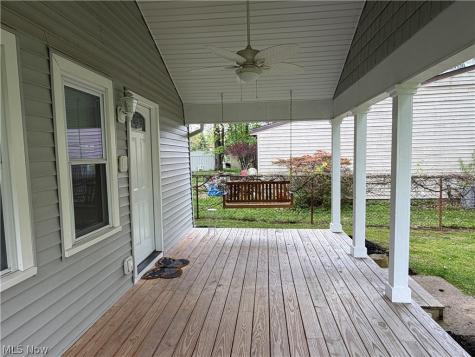 230 Hunter Avenue Munroe Falls OH 44262