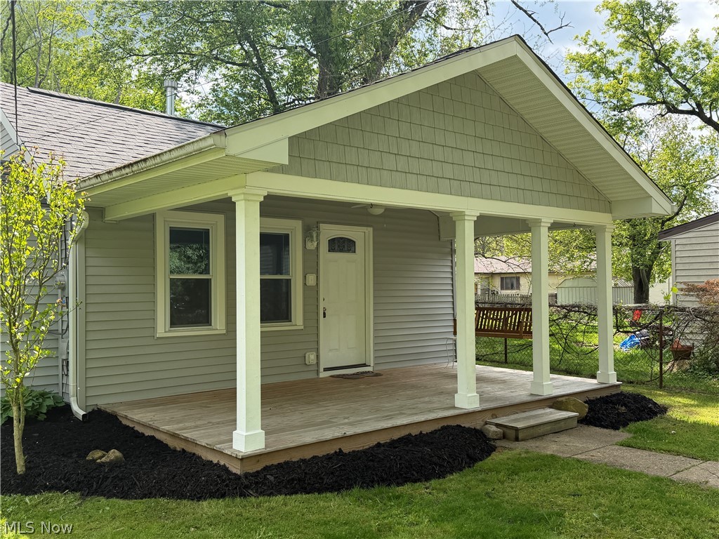 230 Hunter Avenue Munroe Falls OH 44262