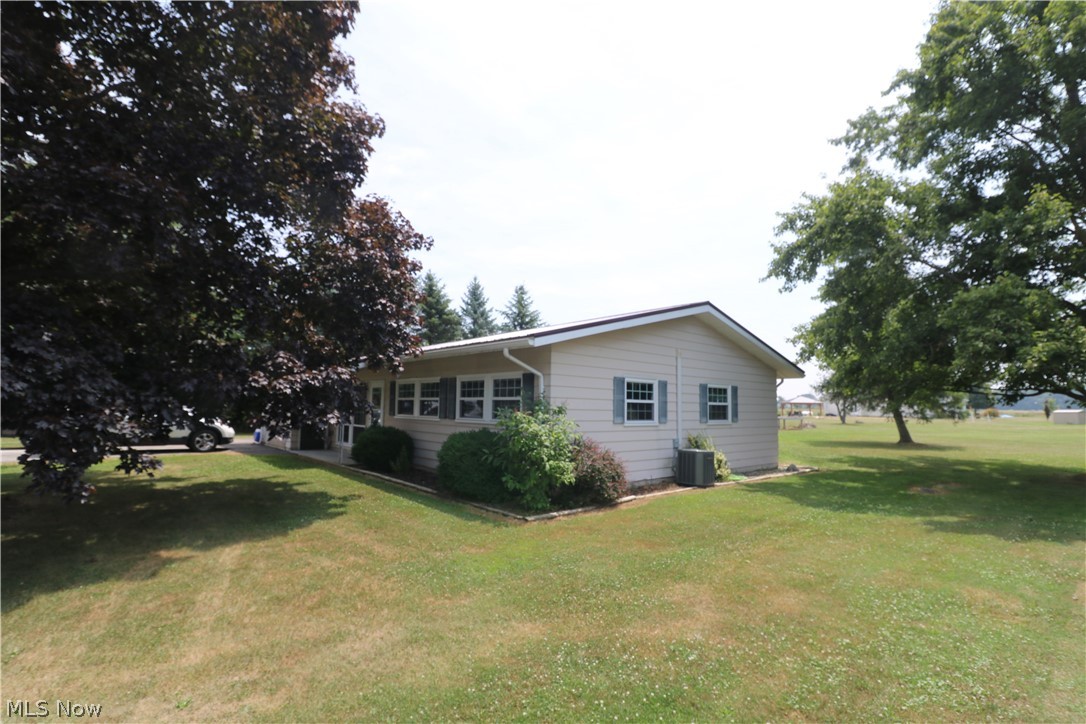 28 Elmwood Drive Greenwich OH 44837