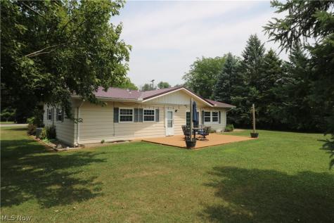 28 Elmwood Drive Greenwich OH 44837