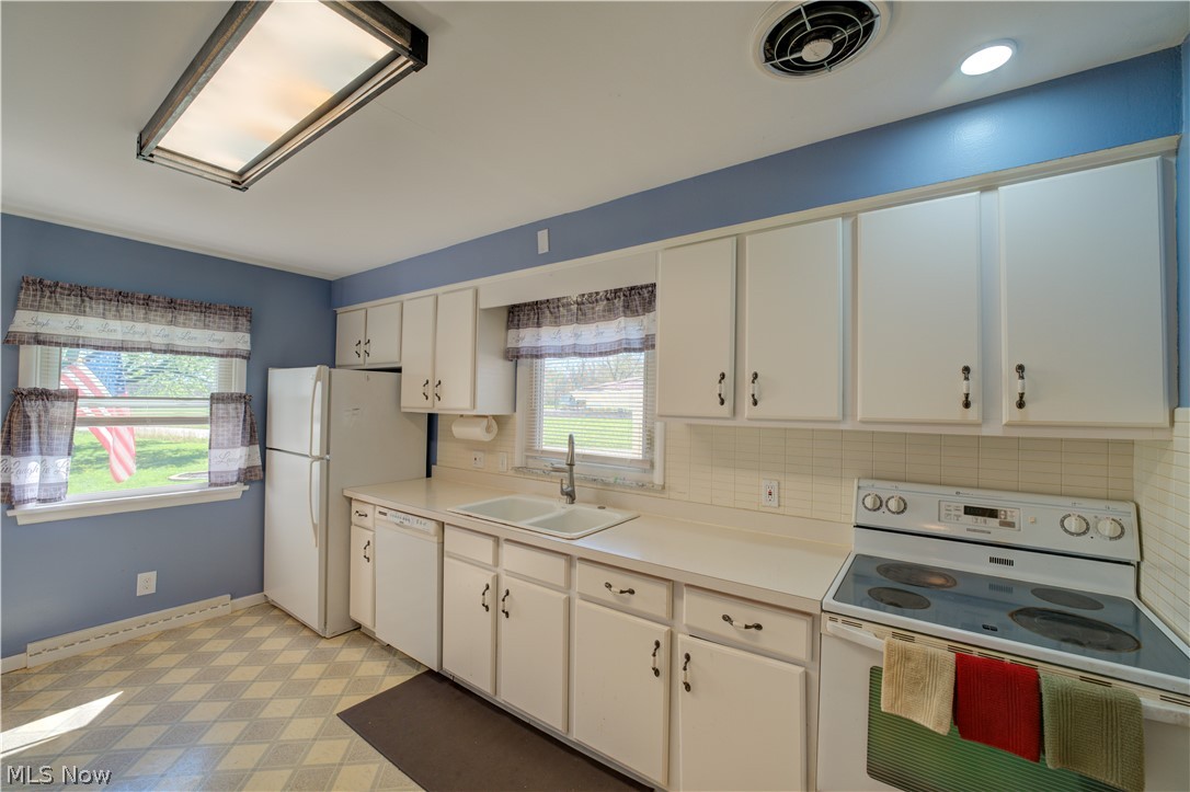 2015 Wallace Lane Lorain OH 44053