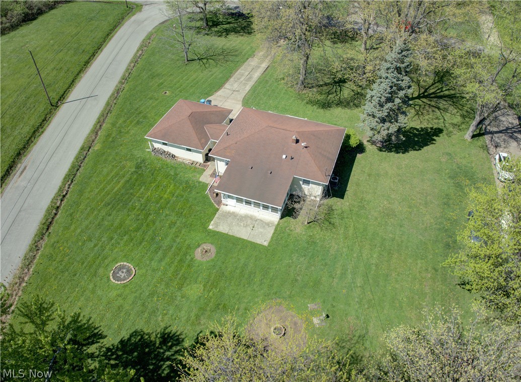 2015 Wallace Lane Lorain OH 44053