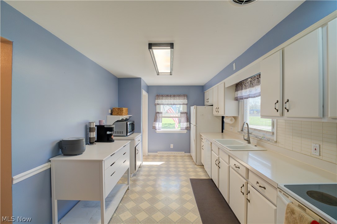2015 Wallace Lane Lorain OH 44053