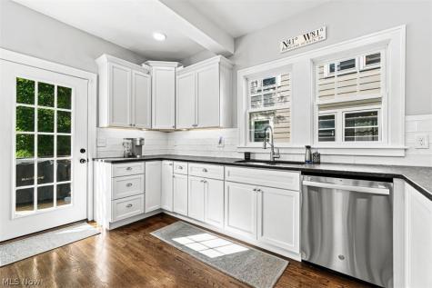 3034 Somerton Road Cleveland Heights OH 44118