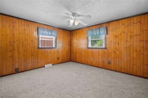 644 Irving Park Boulevard Sheffield Lake OH 44054