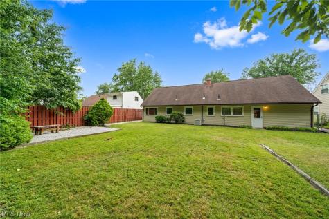 644 Irving Park Boulevard Sheffield Lake OH 44054