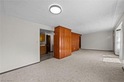 644 Irving Park Boulevard Sheffield Lake OH 44054