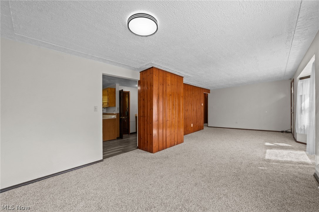 644 Irving Park Boulevard Sheffield Lake OH 44054