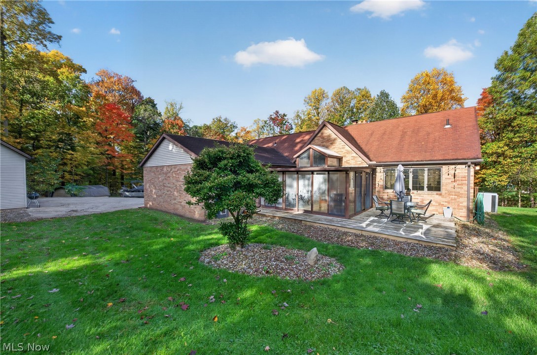 5900 Timber Avenue Louisville OH 44641