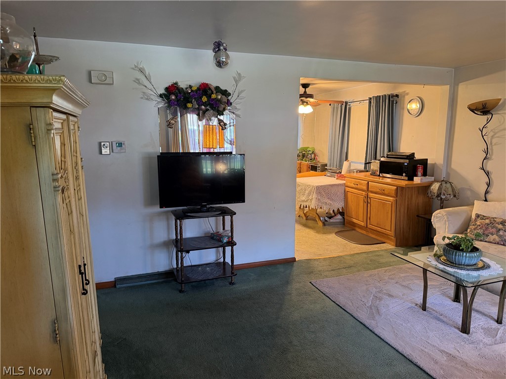 2843 Linda Drive NW Warren OH 44485