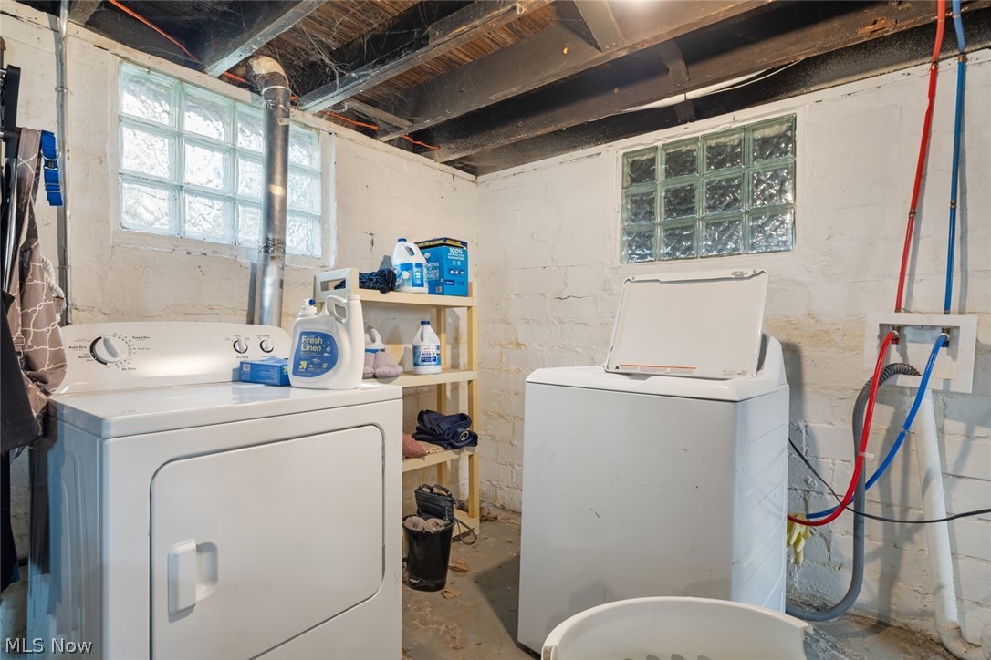9902 Zimmer Avenue Cleveland OH 44102