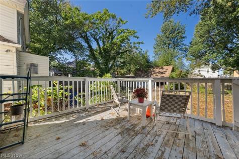 9902 Zimmer Avenue Cleveland OH 44102