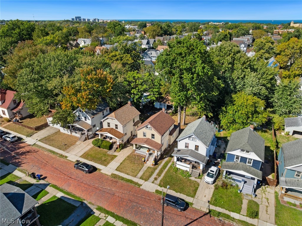 9902 Zimmer Avenue Cleveland OH 44102
