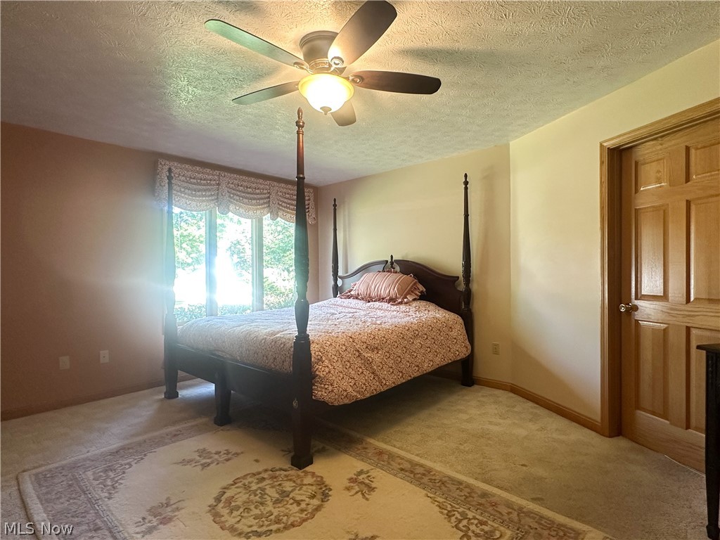 11 Mohawk Drive Girard OH 44420