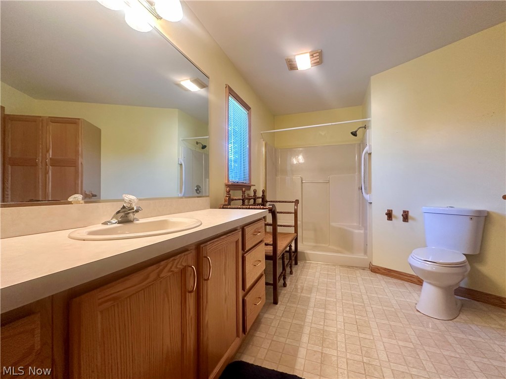 11 Mohawk Drive Girard OH 44420