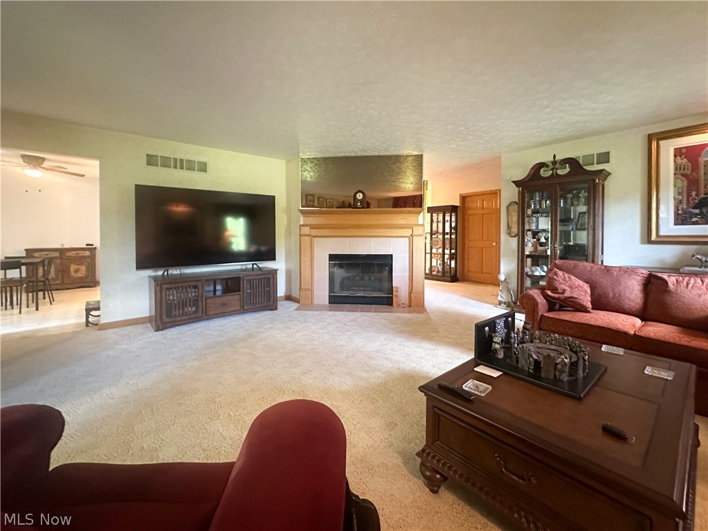 11 Mohawk Drive Girard OH 44420