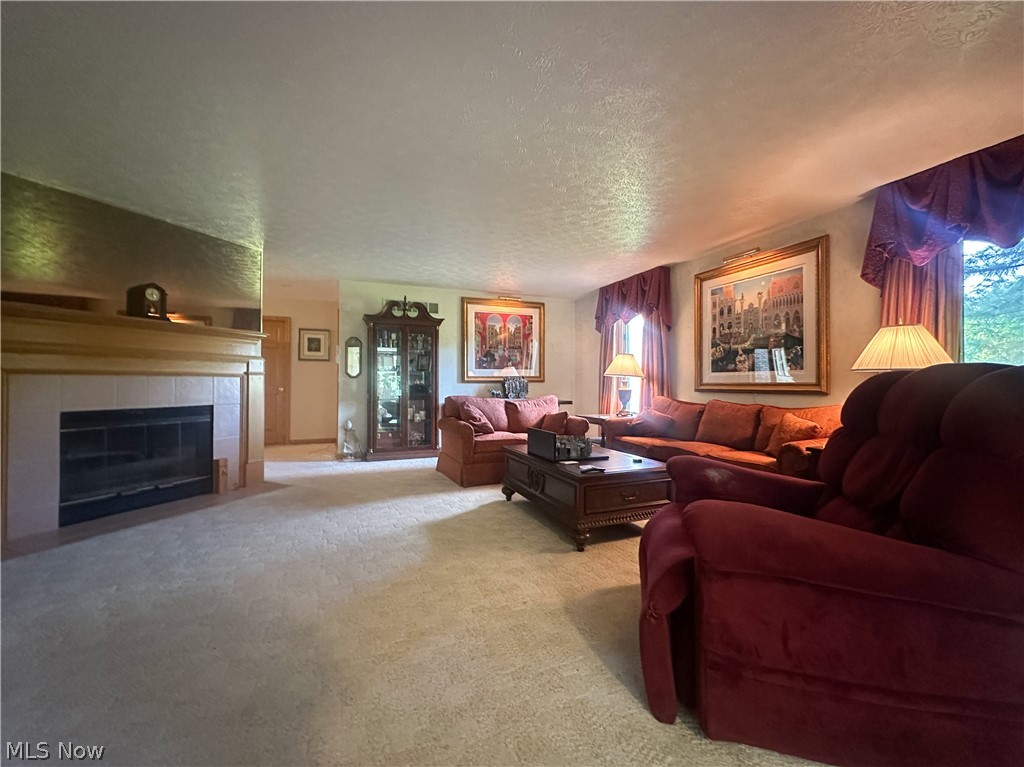 11 Mohawk Drive Girard OH 44420