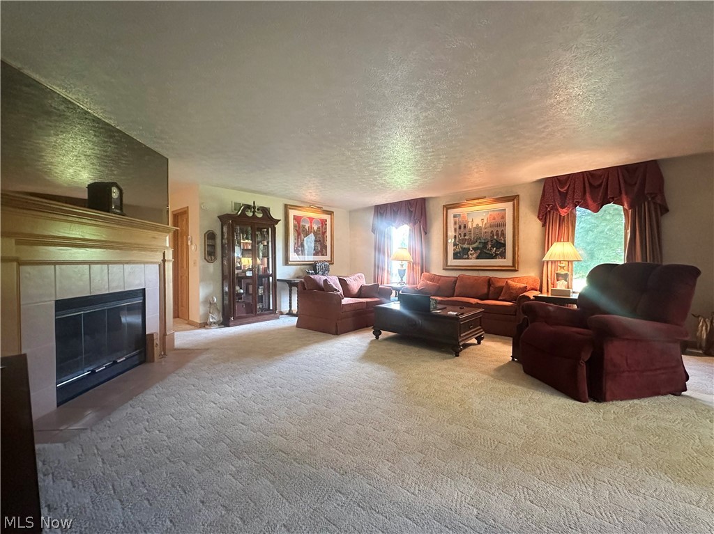 11 Mohawk Drive Girard OH 44420