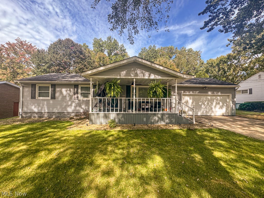 525 Towson Drive NW Warren OH 44483