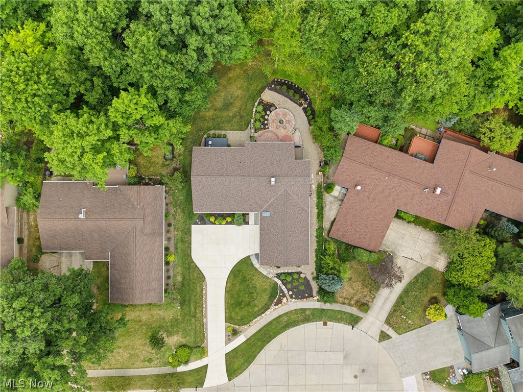 19752 Deer Run Lane Strongsville OH 44149