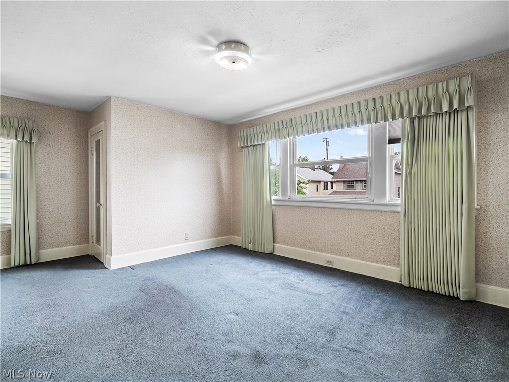 2077 Wyandotte Avenue Lakewood OH 44107