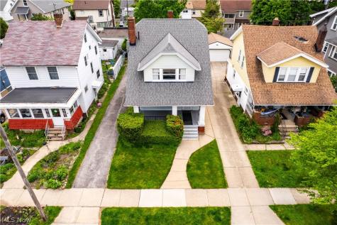 2077 Wyandotte Avenue Lakewood OH 44107