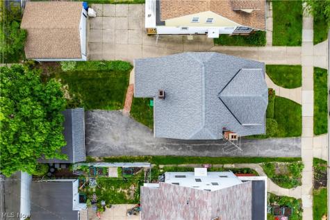 2077 Wyandotte Avenue Lakewood OH 44107