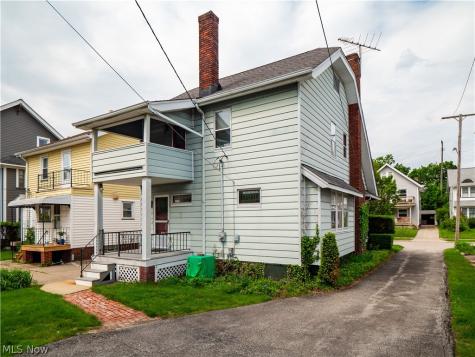 2077 Wyandotte Avenue Lakewood OH 44107