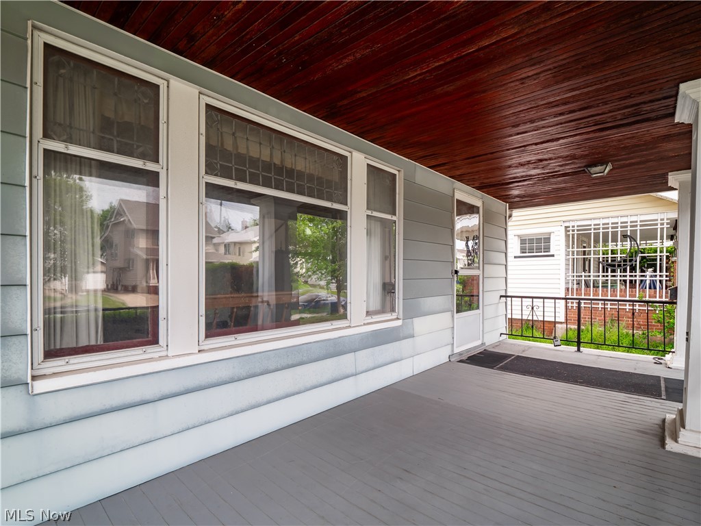2077 Wyandotte Avenue Lakewood OH 44107