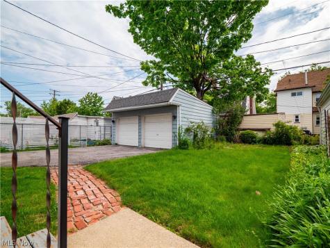 2077 Wyandotte Avenue Lakewood OH 44107