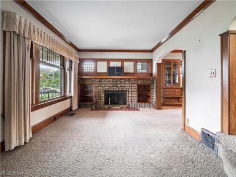 2077 Wyandotte Avenue Lakewood OH 44107