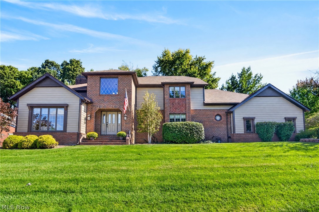 Akron OH, 481 Lake Of The Woods Boulevard