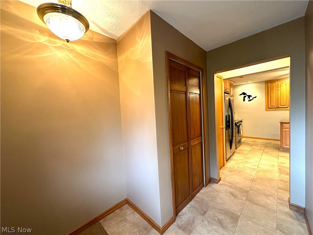 26771 Leenders Lane North Olmsted OH 44070