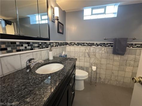 26771 Leenders Lane North Olmsted OH 44070