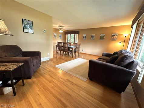 26771 Leenders Lane North Olmsted OH 44070
