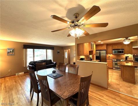 26771 Leenders Lane North Olmsted OH 44070