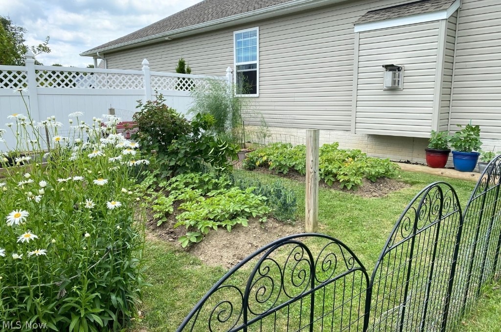 185 Amy Avenue Madison OH 44057