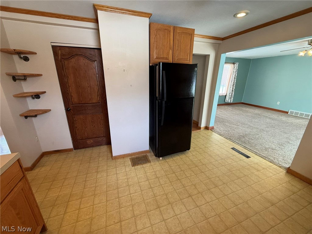 6784 Old Zoarville Road NE Zoarville OH 44656