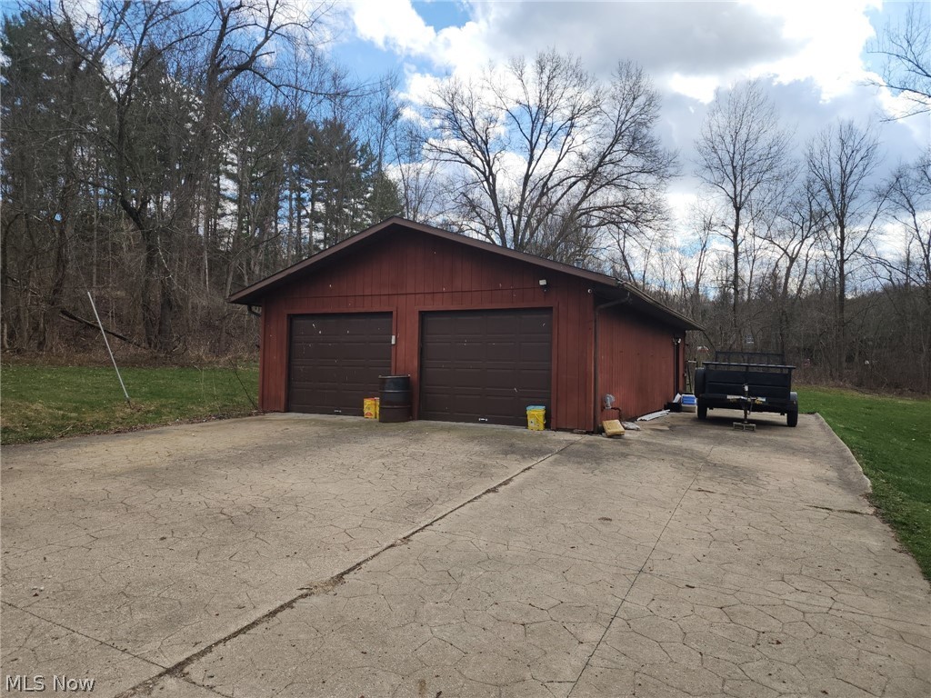 6784 Old Zoarville Road NE Zoarville OH 44656