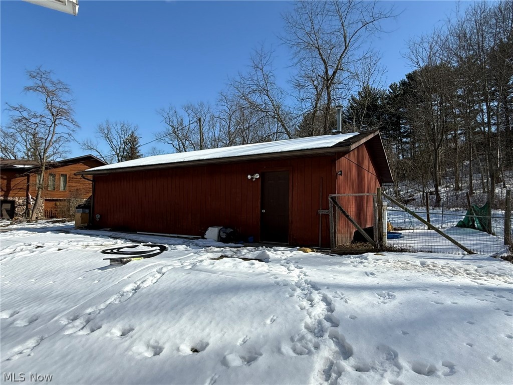 6784 Old Zoarville Road NE Zoarville OH 44656