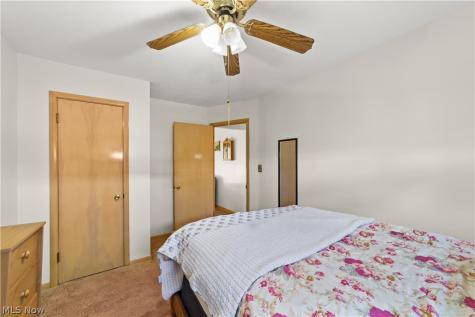4677 Southwood Drive Brooklyn OH 44144