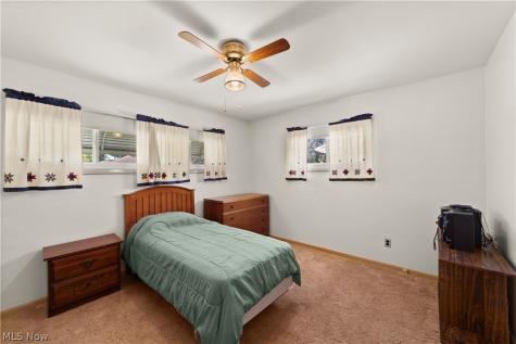 4677 Southwood Drive Brooklyn OH 44144