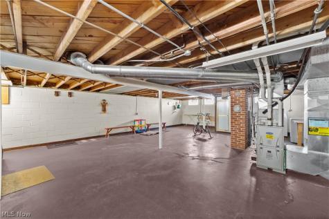 4677 Southwood Drive Brooklyn OH 44144