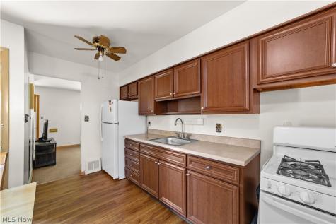 4677 Southwood Drive Brooklyn OH 44144