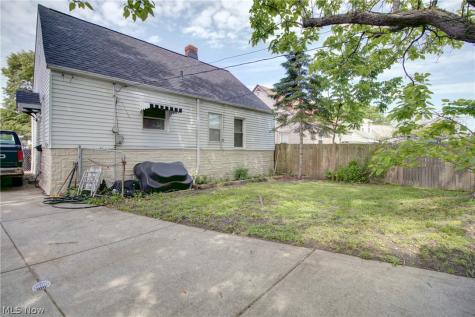 4387 W 56th Street Cleveland OH 44144